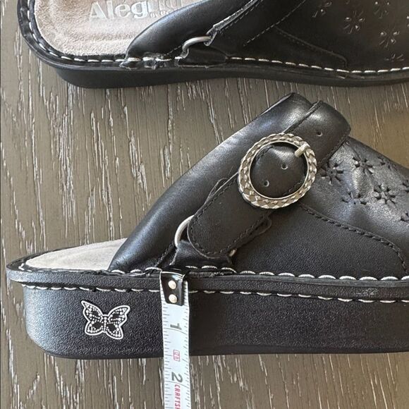 Alegria KLOVER Black Leather Slide Sandals or Slingback Lacer Cut Design Size 39 - Picture 7 of 12